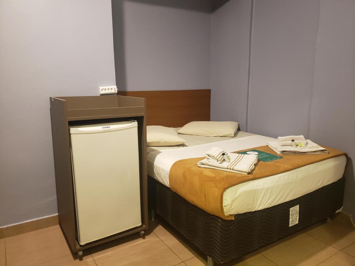 Pousada Beira Mar Сантос Екстериор снимка